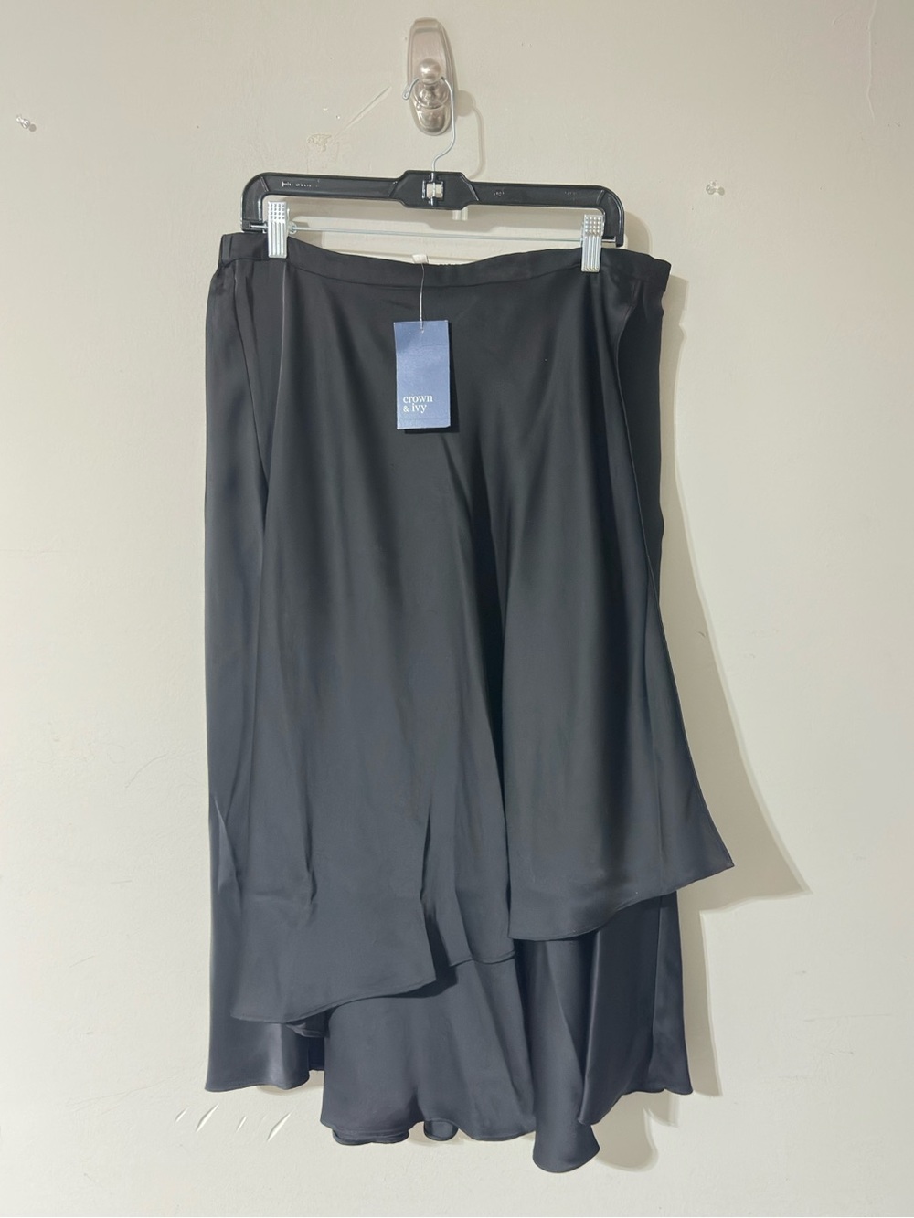 Crown & Ivy Black Pull On Midi Skirt XL Elastic Waist NWT Women’s Casual - Picture 5 of 5